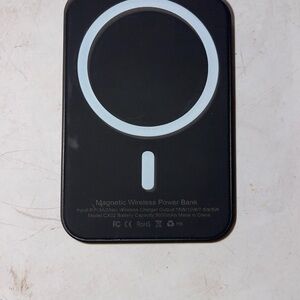 Magnetic Wireless Power Bank - Black